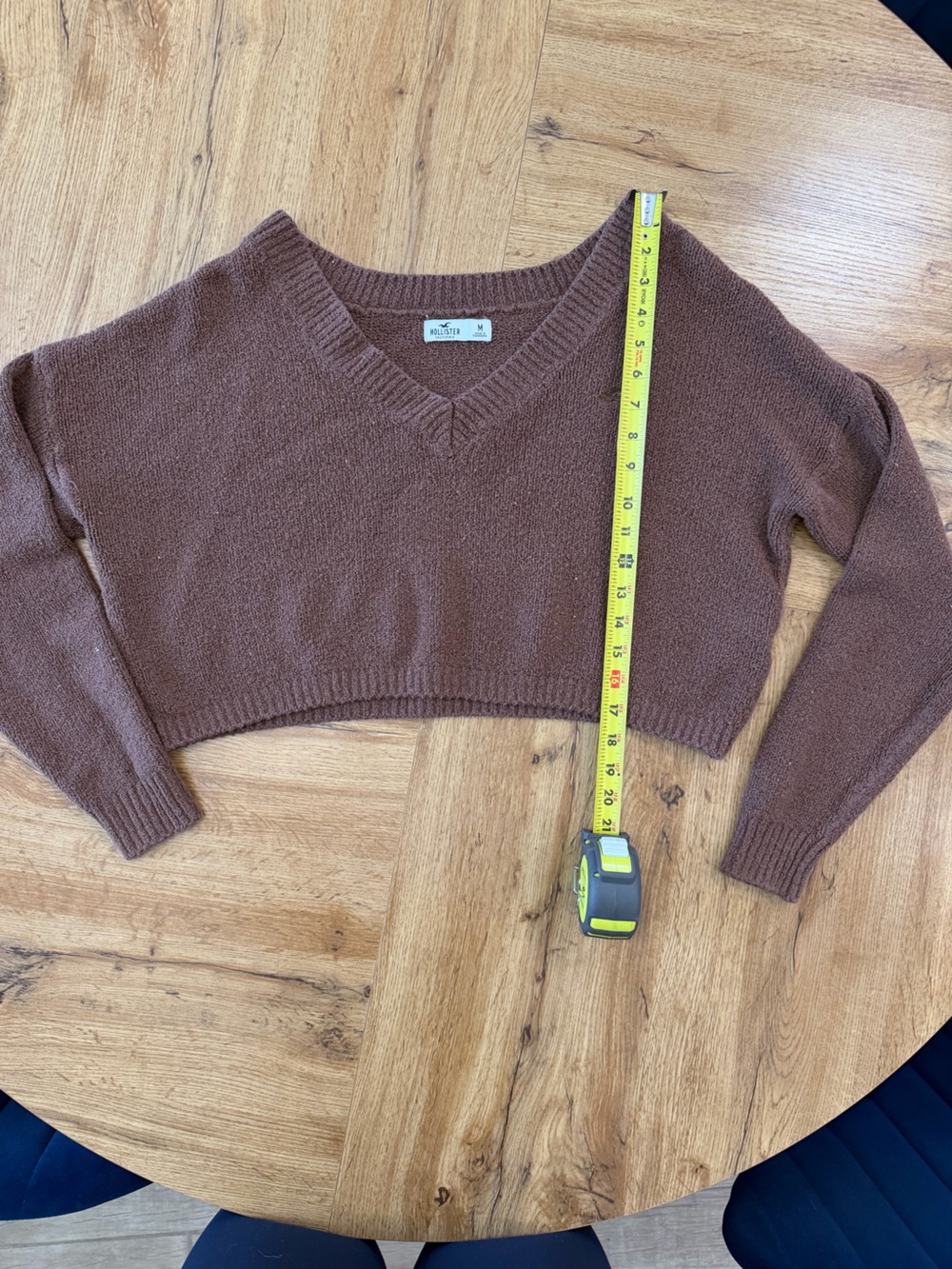 Hollister Brown Cropped Sweater V Neck Knit Pullover Oversized M - Picture 6 of 6